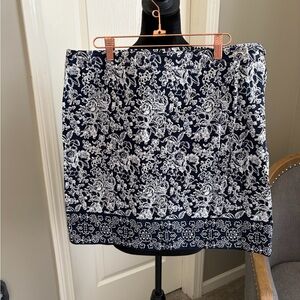 Ann Taylor Navy and White Floral Skirt